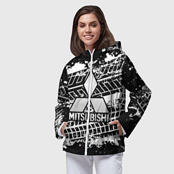 Ветровка с капюшоном женская MITSUBISHI СЛЕДЫ ШИН, цвет: 3D-белый — фото 2