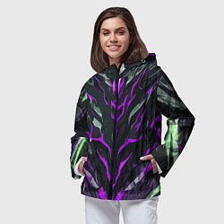 Ветровка с капюшоном женская Фиолетовые адские полосы на чёрном фоне, цвет: 3D-черный — фото 2