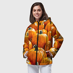 Ветровка с капюшоном женская Много тыкв, цвет: 3D-черный — фото 2